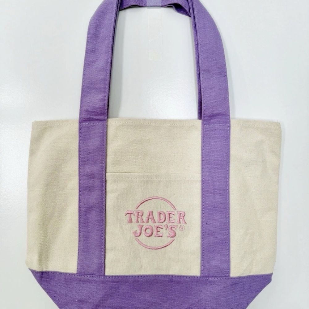 Chic Purple and Cream Canvas Tote with Sturdy Straps